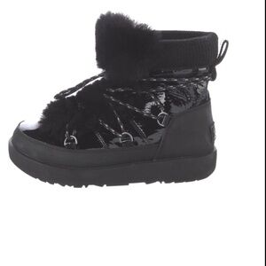 UGG WATERPROOF PATENT LEATHER COMBAT BOOTS, SIZE 6